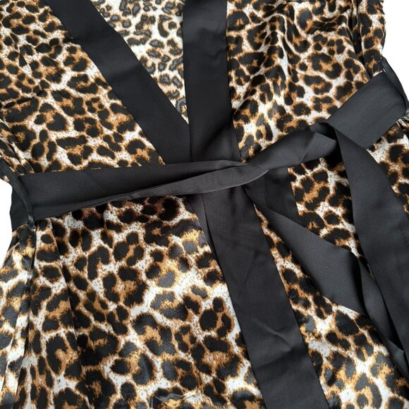 New Leopard Print Robe Womens Medium Long Sleeve Black Lace Trim Satin Mob Wife - Picture 4 of 14